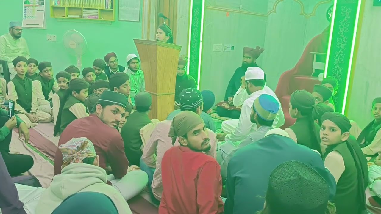 Masjid e noor o munawer me jalsa e shabe barath