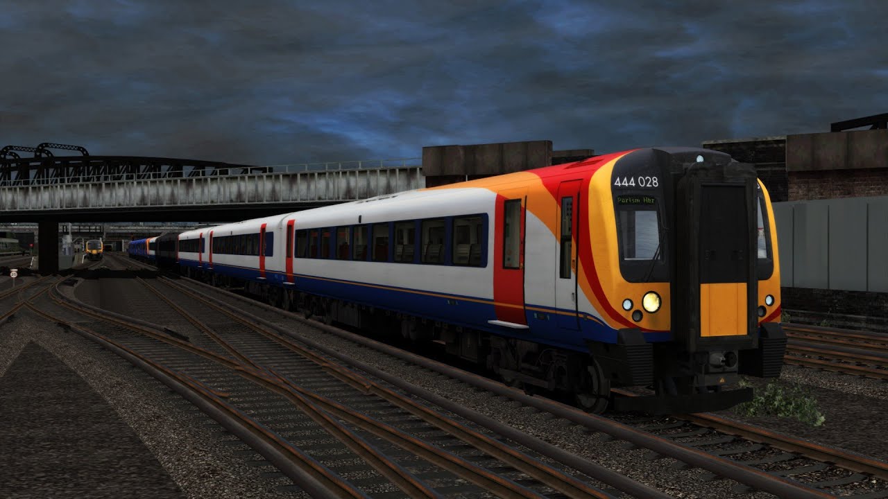 TS2021: [1P33] London Waterloo - Portsmouth Harbour: Class 444
