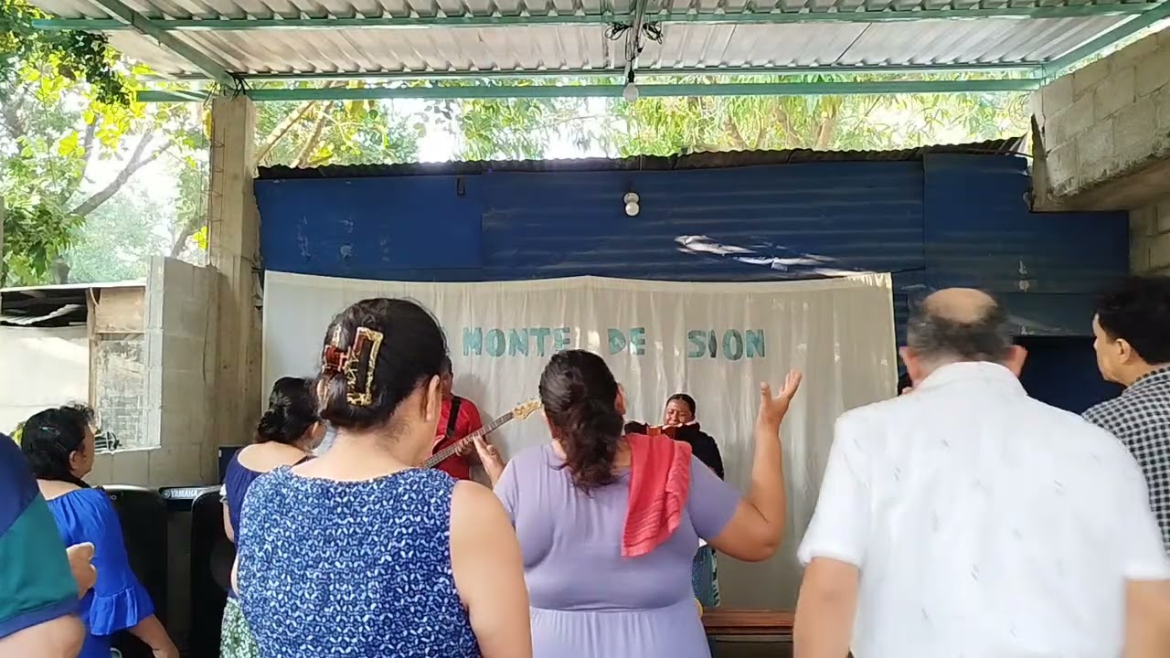 Culto en cumbres adoración y alabanza HNA Sara 
