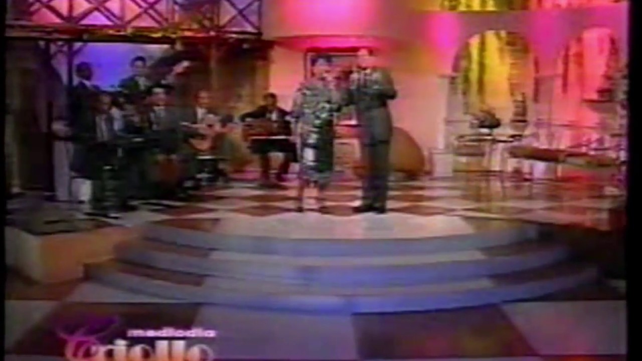 RAFAEL OTERO y LOLA MARCHENA,interpretan,MIS ALGARROBOS,previa semblanza del compositor