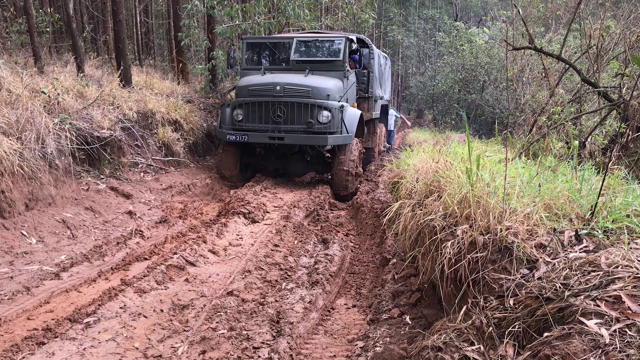 Caminhões Militares