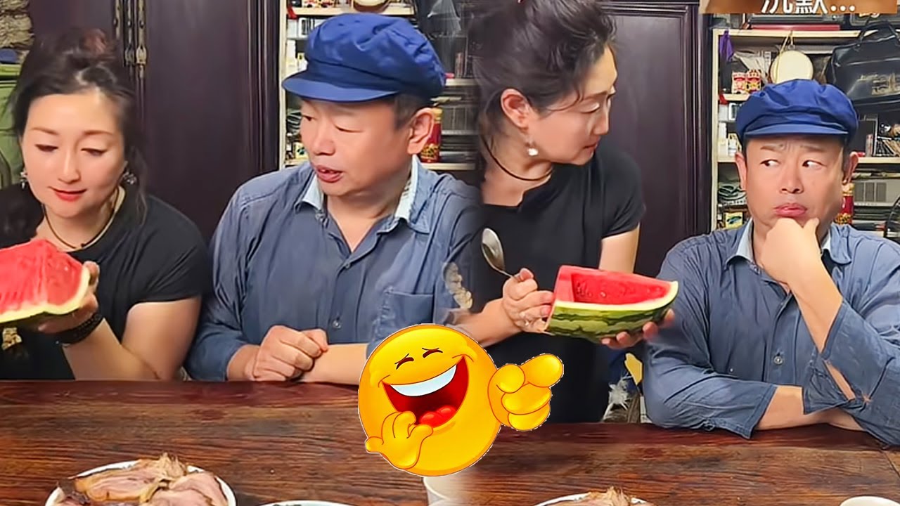 老婆为防偷吃把西瓜全舔遍！老公一招”掏心”战术反杀，这波操作简直绝了！