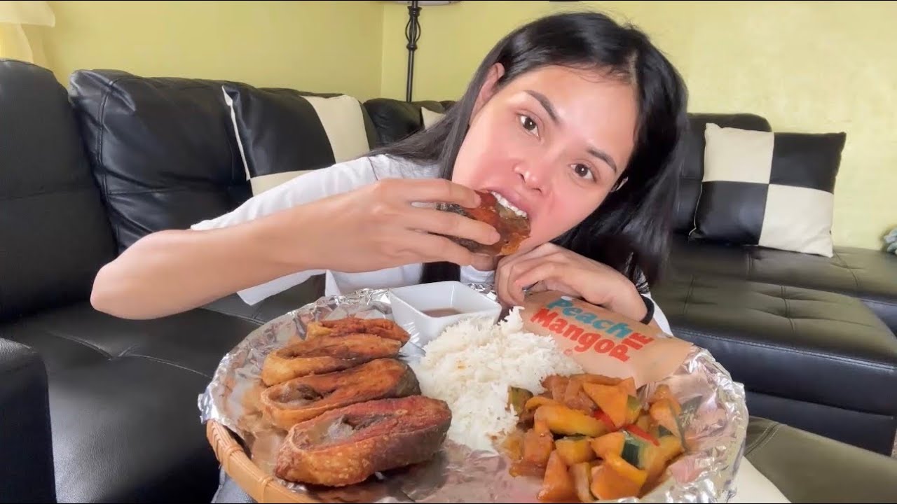Fish veggie and rice for lunch #mukbang #foodnerd #lunch 