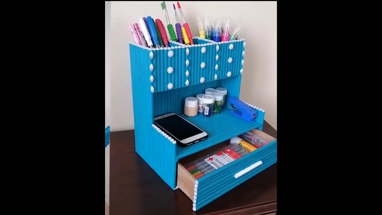 DIY Newspaper Organiser #newspapercraft #newspaper #craft #howtomake #diy #easy #suvenya #orgnizers