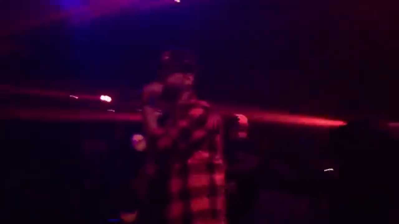 Poious Akous - Ypo Kata - ZN Live 27 2 2015 Votanikos