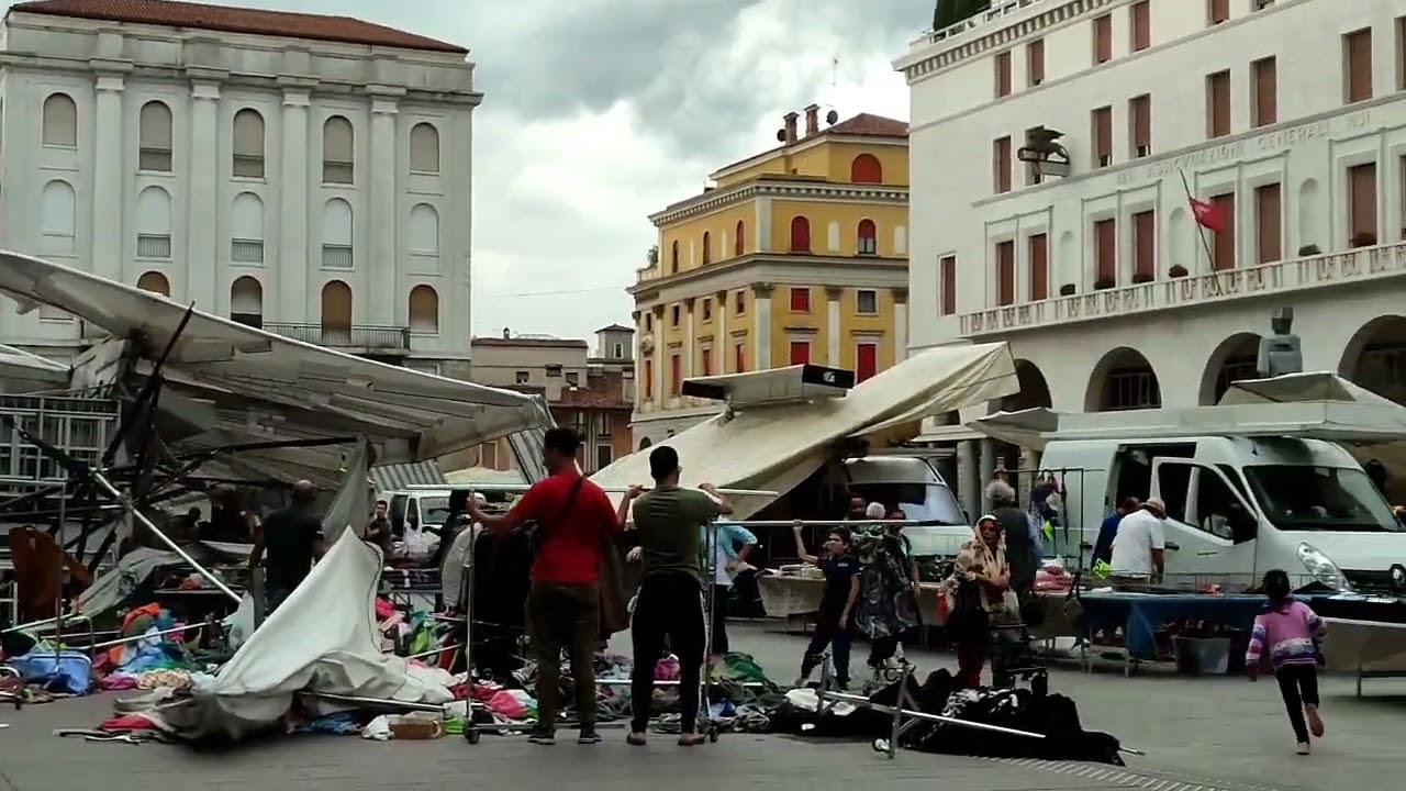 Strong wind in Brescia