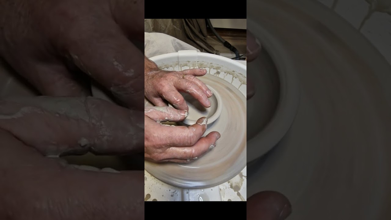 Bol plat avec couvercle (Partie 1)