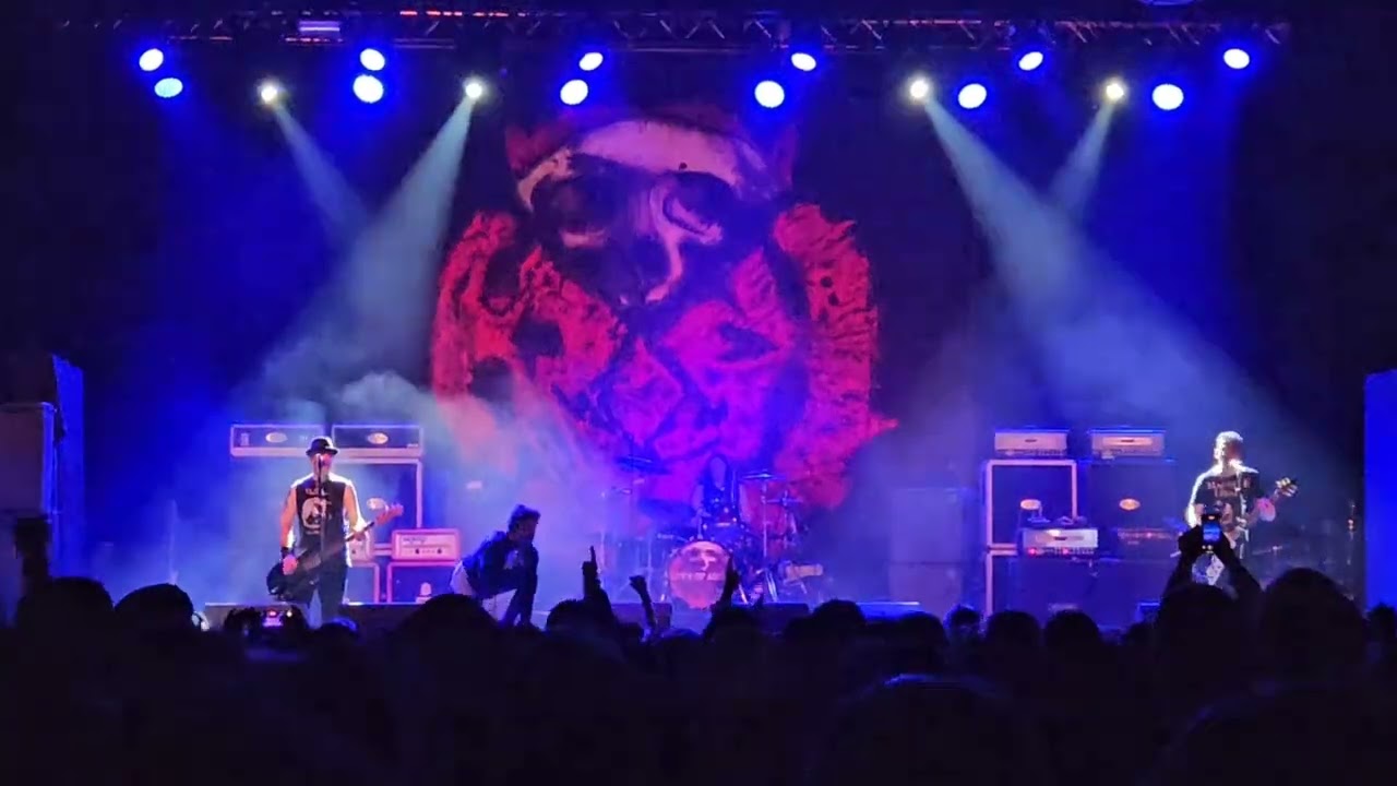 BIOHAZARD,LIFE OF AGONY  LIVE @ HUXLEY'S  NEUE  WELT  BERLIN