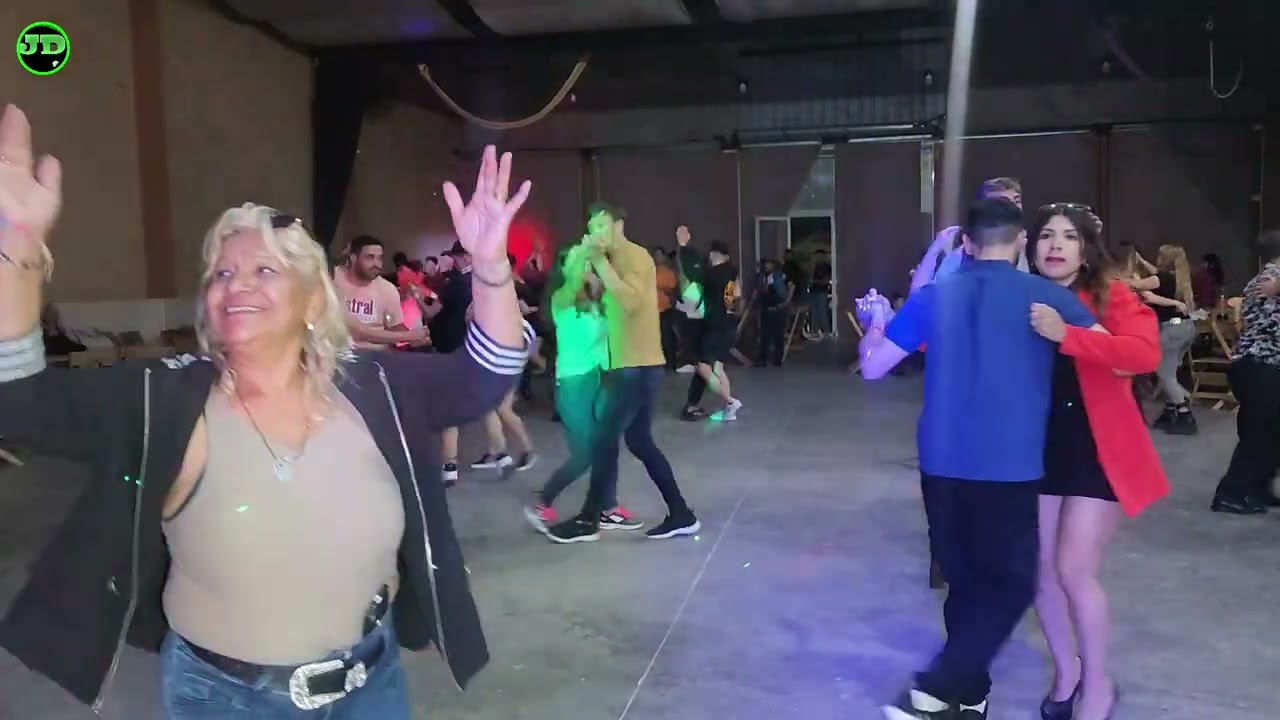 SHOW EN VIVO DE MUSICAL MD EN AY-LU VILLA ROSA  28/09/25