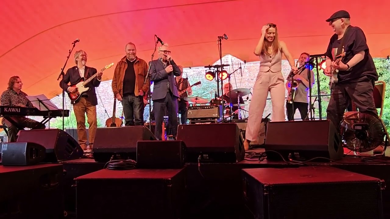 Ronnie Greer's Big Blues Band (jam session)   ....Rock Me