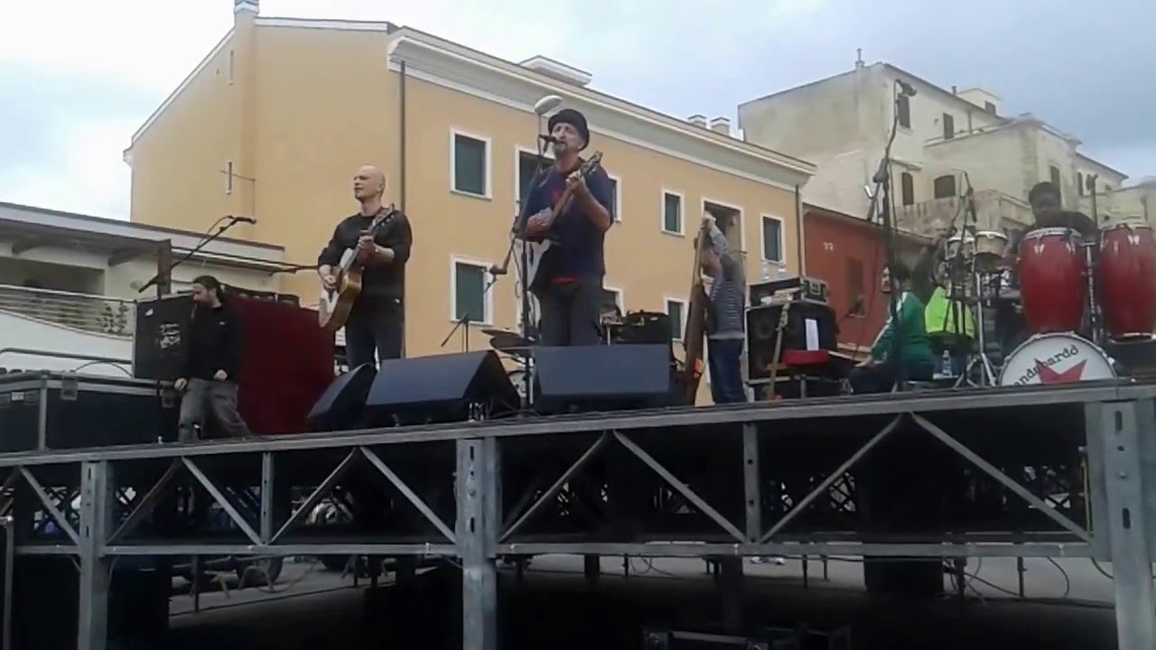 Bandabardò - Ho la testa - Live ad Alghero