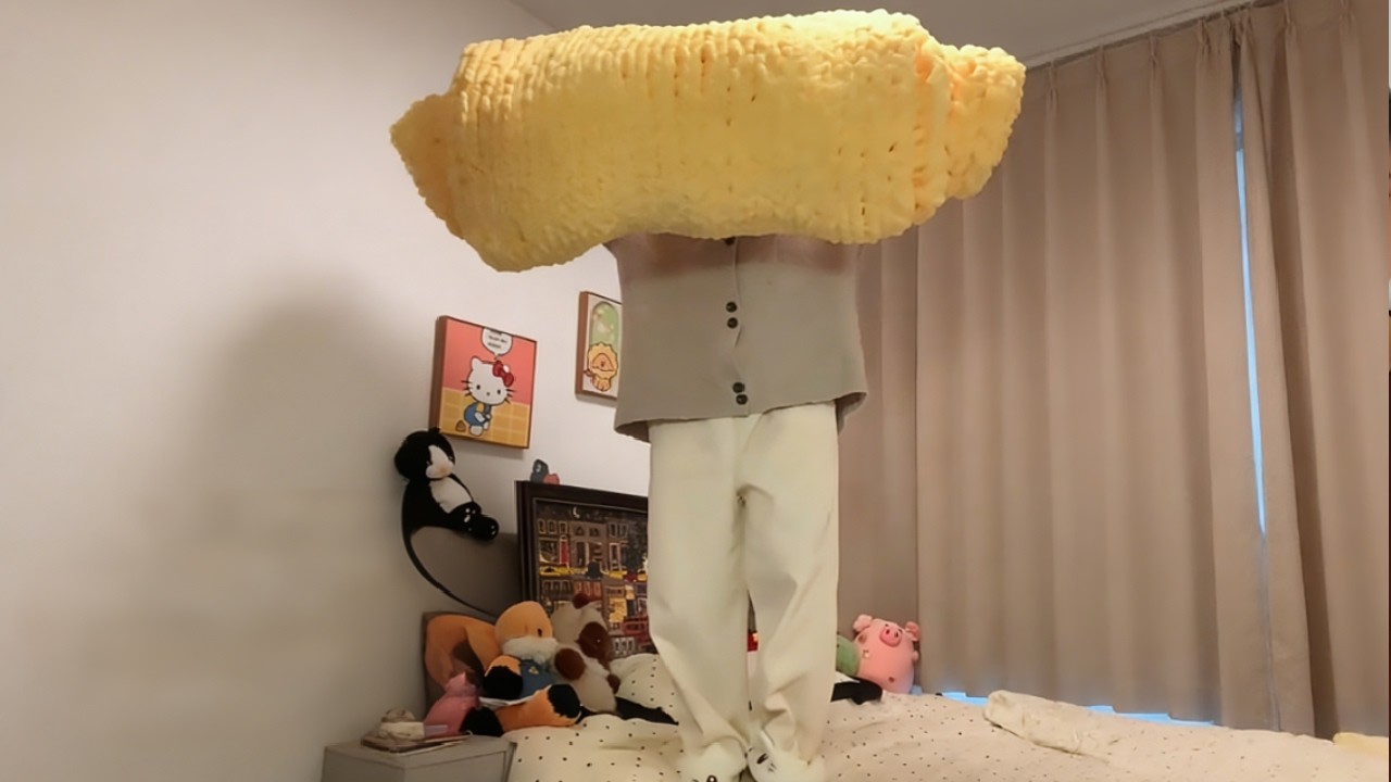 Good friend, you are really good at giving gifts! #DIY #Blanket