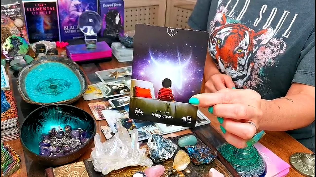 AQUARIUS - 
