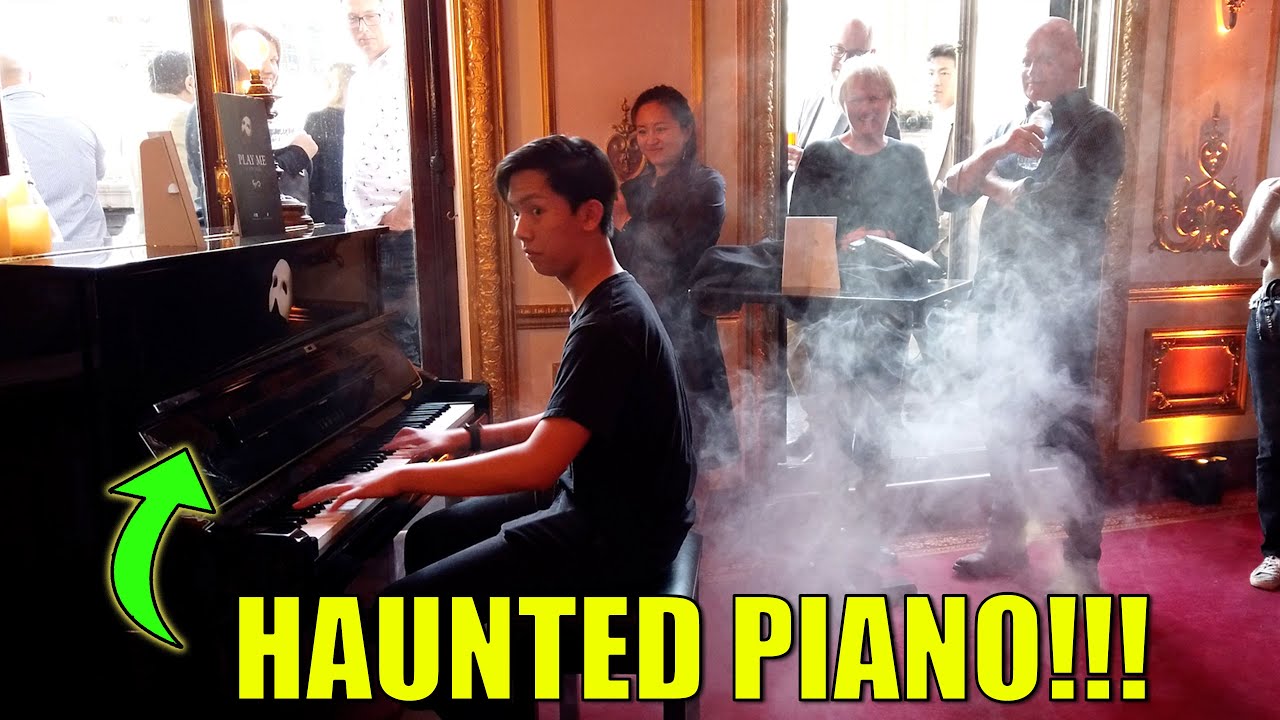 Playing a HAUNTED PIANO - Phantom of the Opera at Her Majesty's Theatre | Cole Lam
