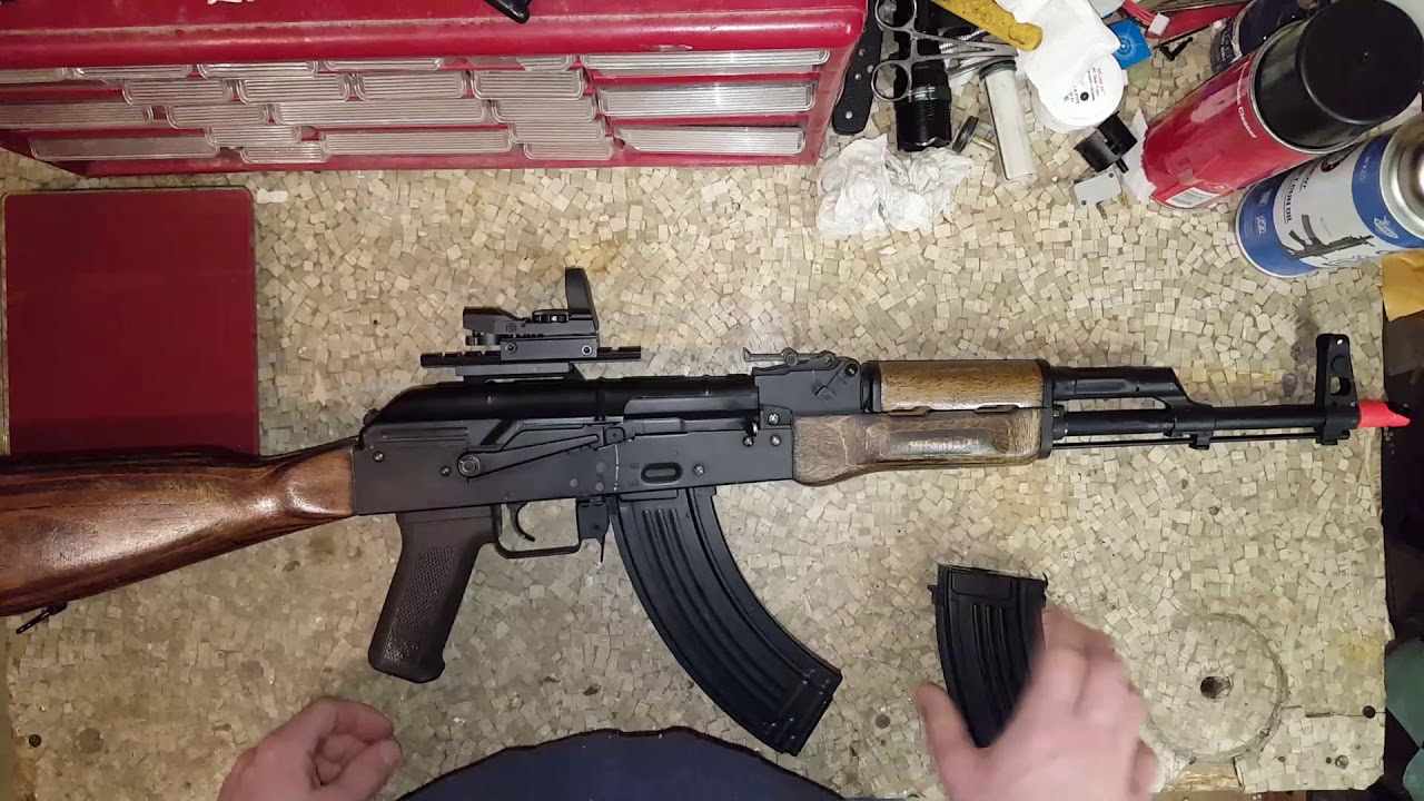 reviewing the Echo 1 airsoft red star AK-47, opinions, upgrades, info and specs