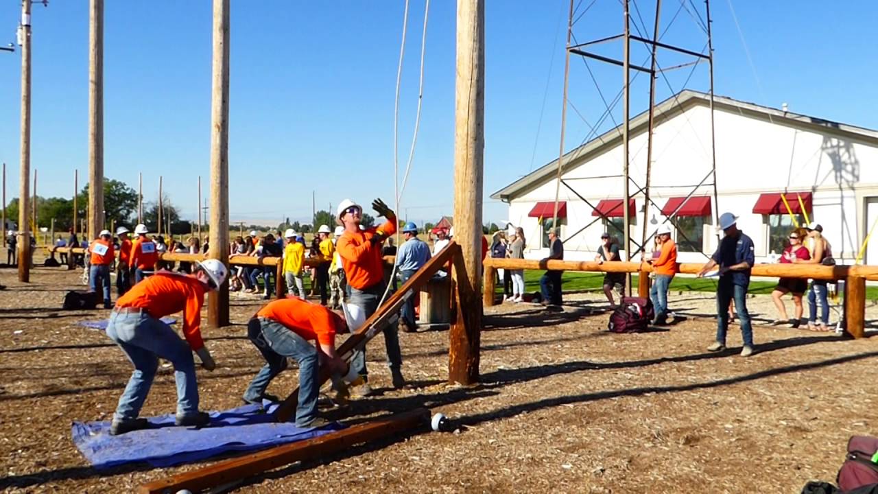 Northwest Lineman College - Crossarm change out in 6 minutes 45 seconds