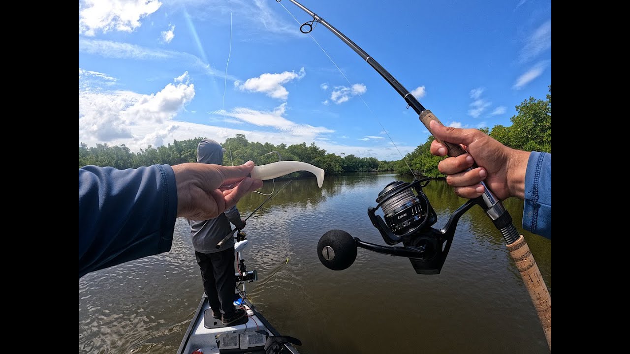 FISHING the 10,000 Islands on a GHEENOE!!! (we catch a BIG fish)