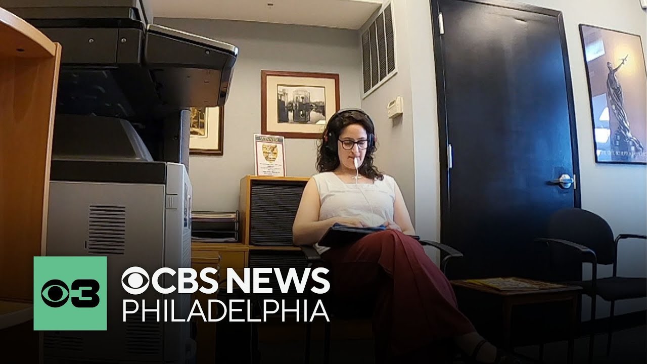 This small device helps patients overcome tinnitus, Philadelphia audiologist says