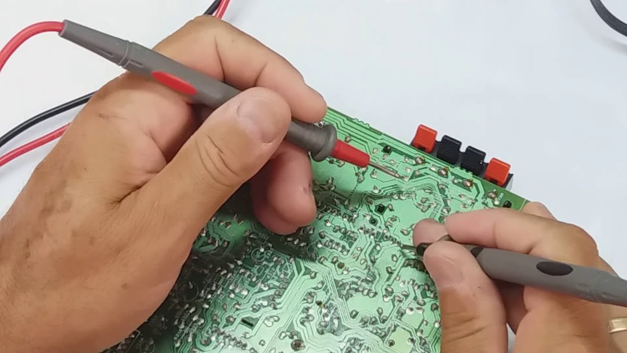 Video de Manutenção: Philips FW-C505 Amplificador