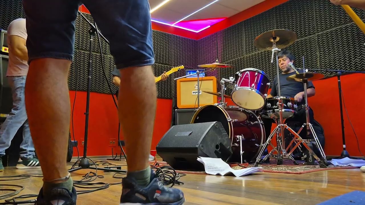 Destruida Roll (Cover Ratones Paranoicos) 