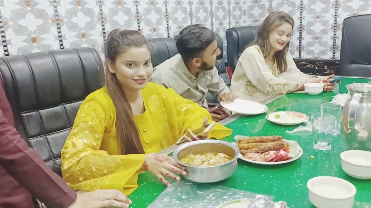 aj nancey nay meri or apnay papa ki dawat ki