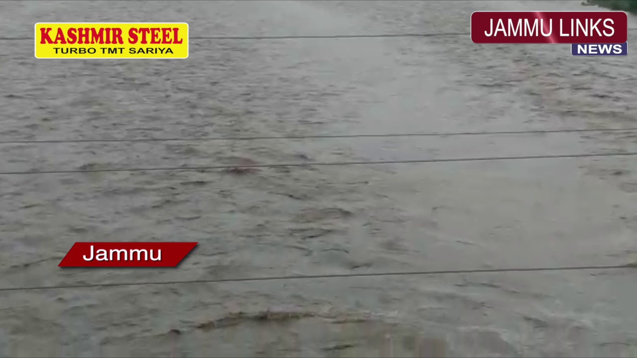 Flash floods in Tawi River due to heavy rains in Jammu