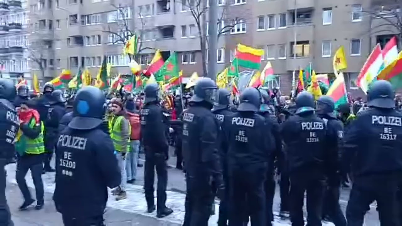 Highlight 1:04:37 – 1:09:37 von Stephan Friedrichsberger überträgt einen Livestream.