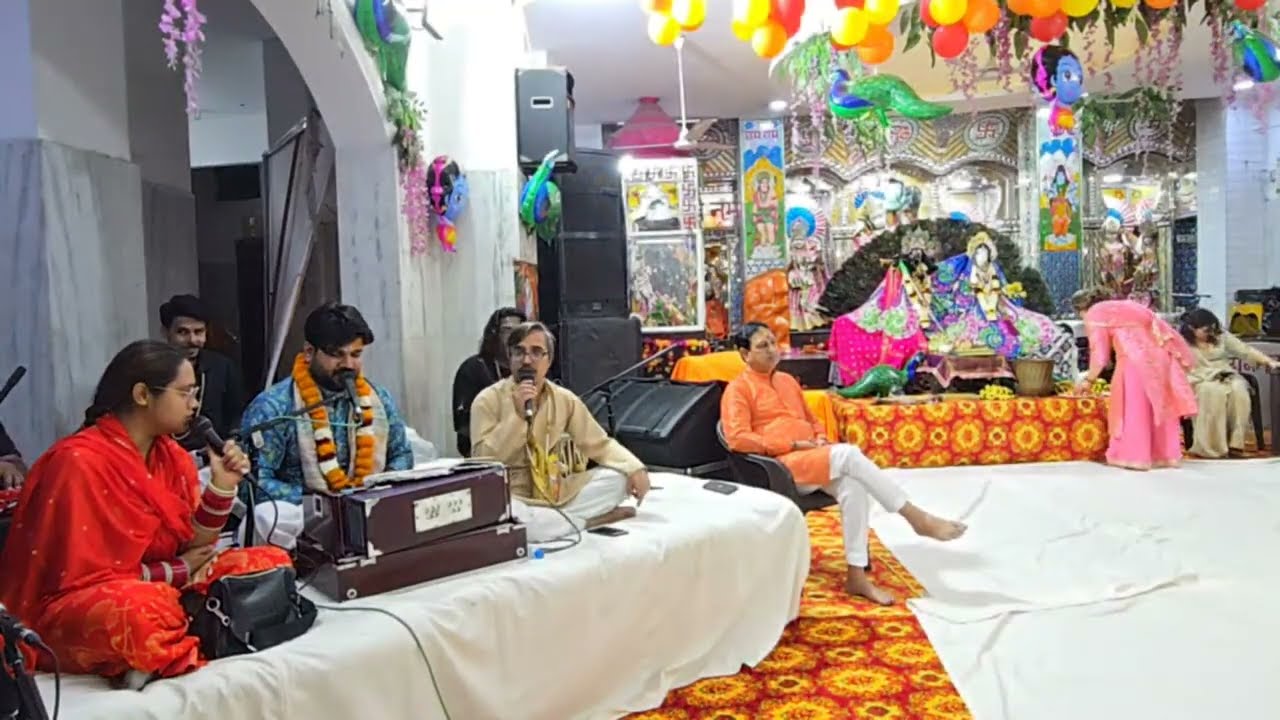 एक शाम श्री राधा रानी जी के नाम । श्री राधा मोहन दास जी ।।