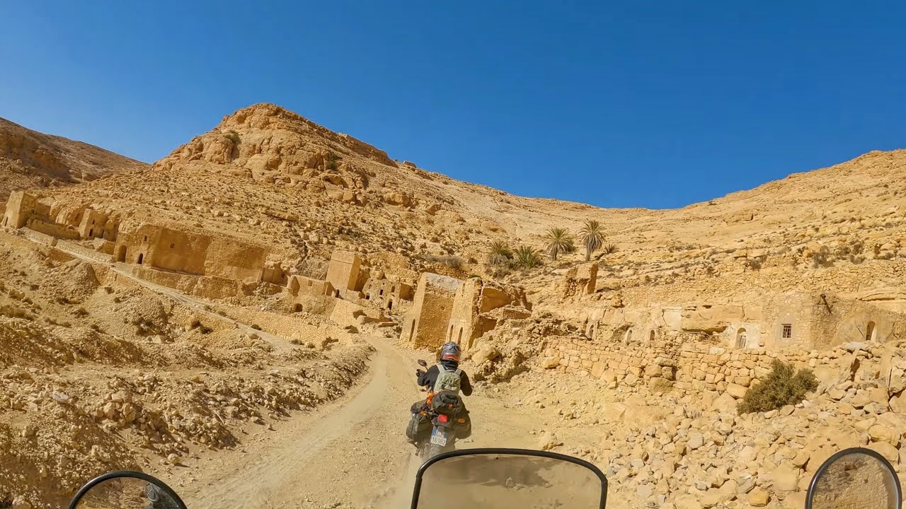 A Motorcycle Adventure: Tunisia - Ep. 09 Trogloditi (KLE 500)