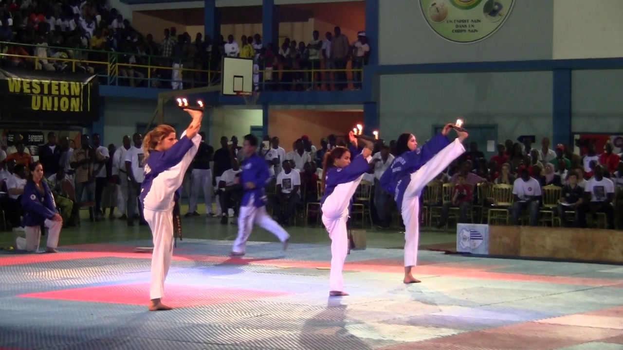 ittihad tanger andalus (gabon 2014) part 1