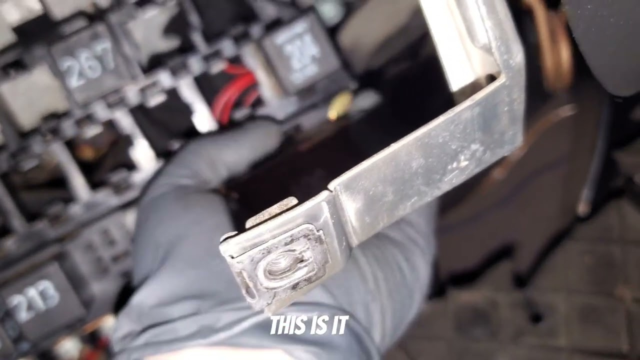 Audi A4 B5 windshield wiper relay location