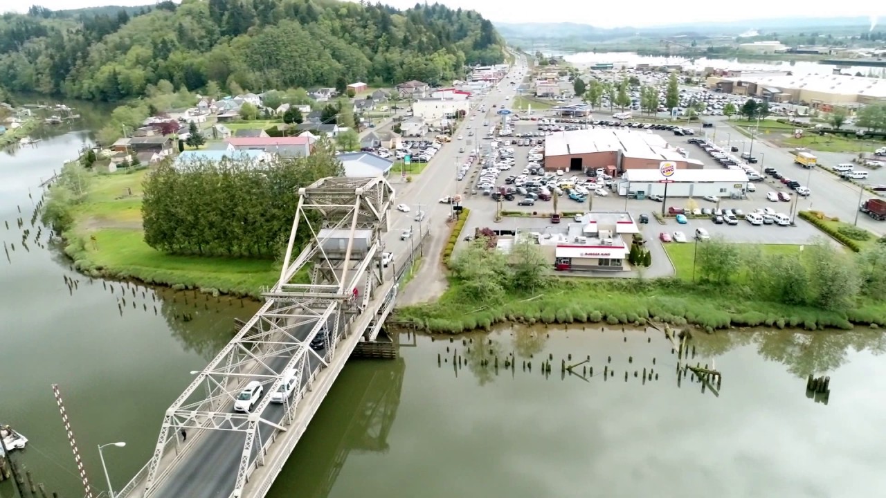 Flight Over Downtown Aberdeen, WA