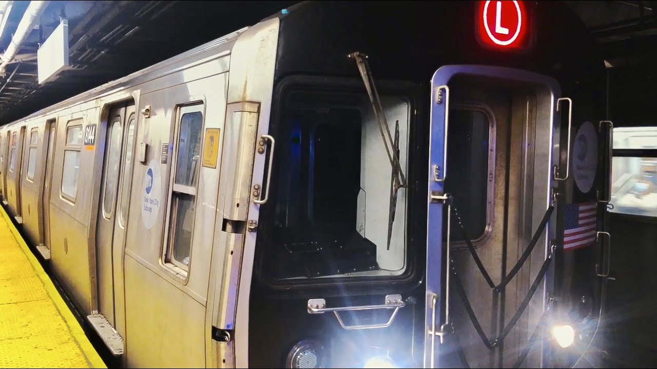 R143 & R160 (L) Subway Train @ Jefferson Street Station