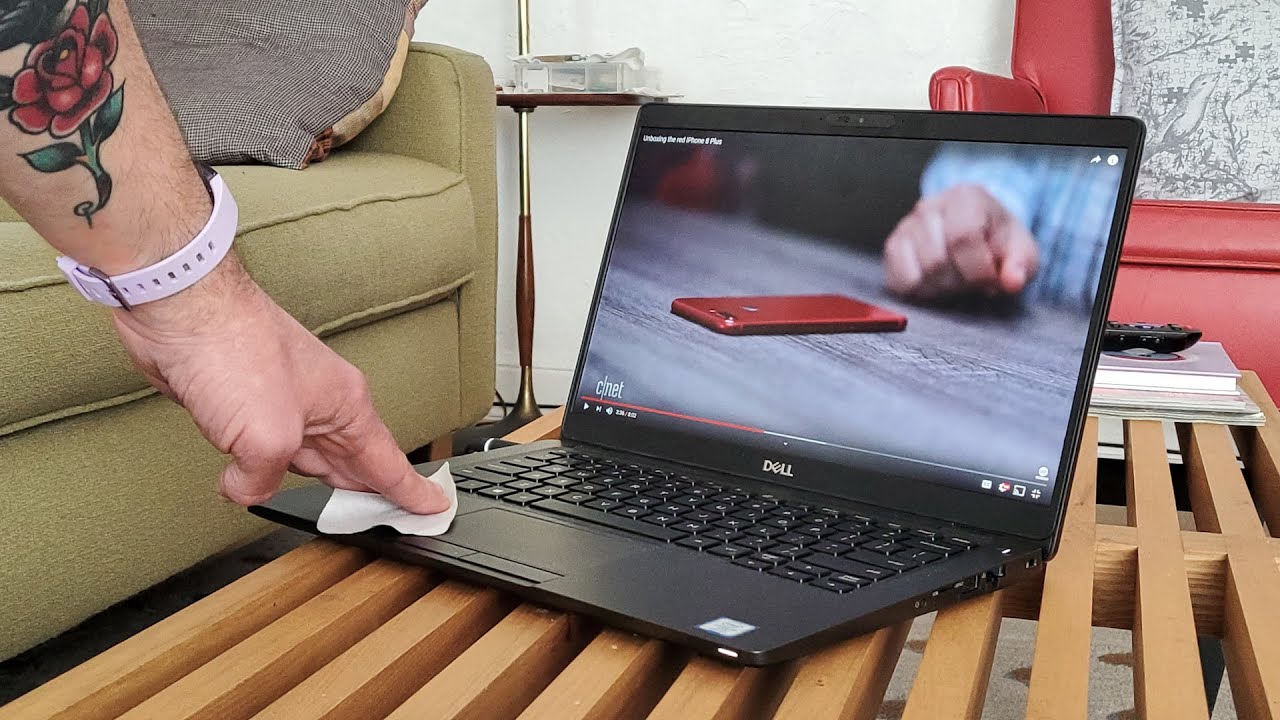 Clean your laptop the easy way