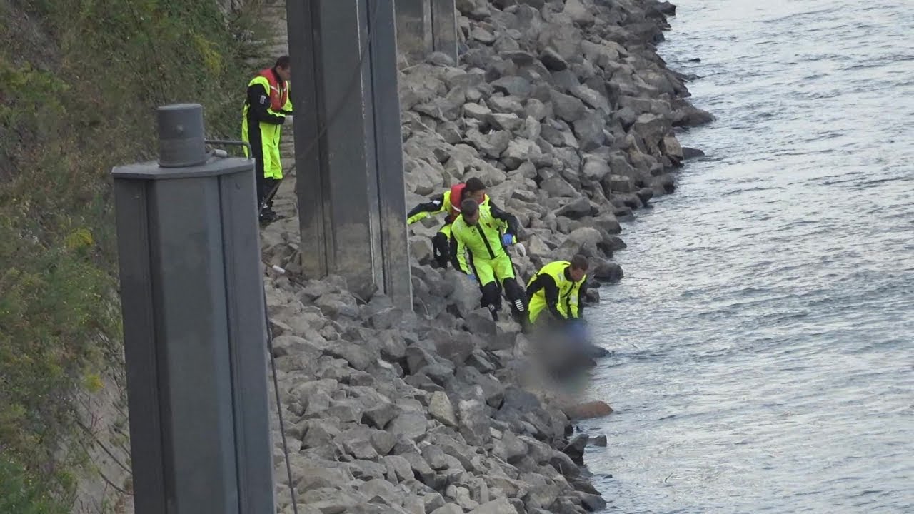 Wasserleichenbergung in Bonn am 30.08.18