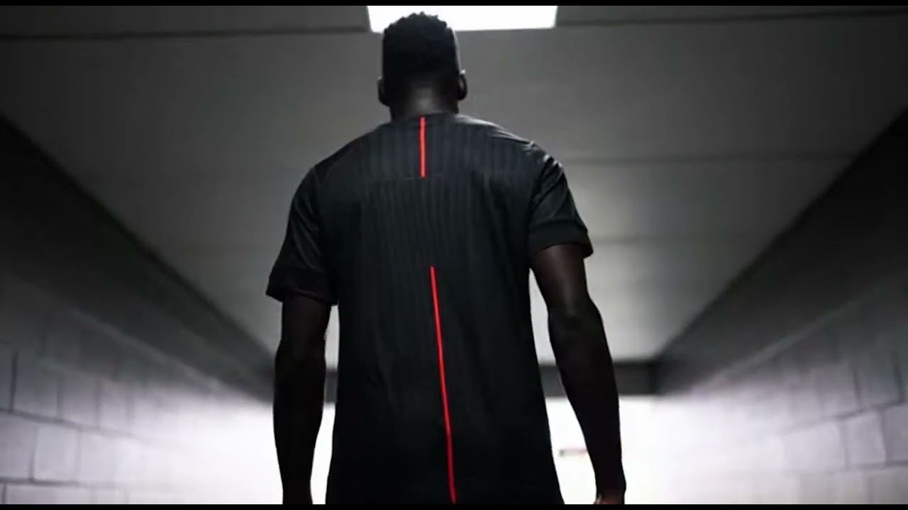 The Cleanest Black Kit? 🌑 PSG x Jordan Dark Jersey Review #shorts
