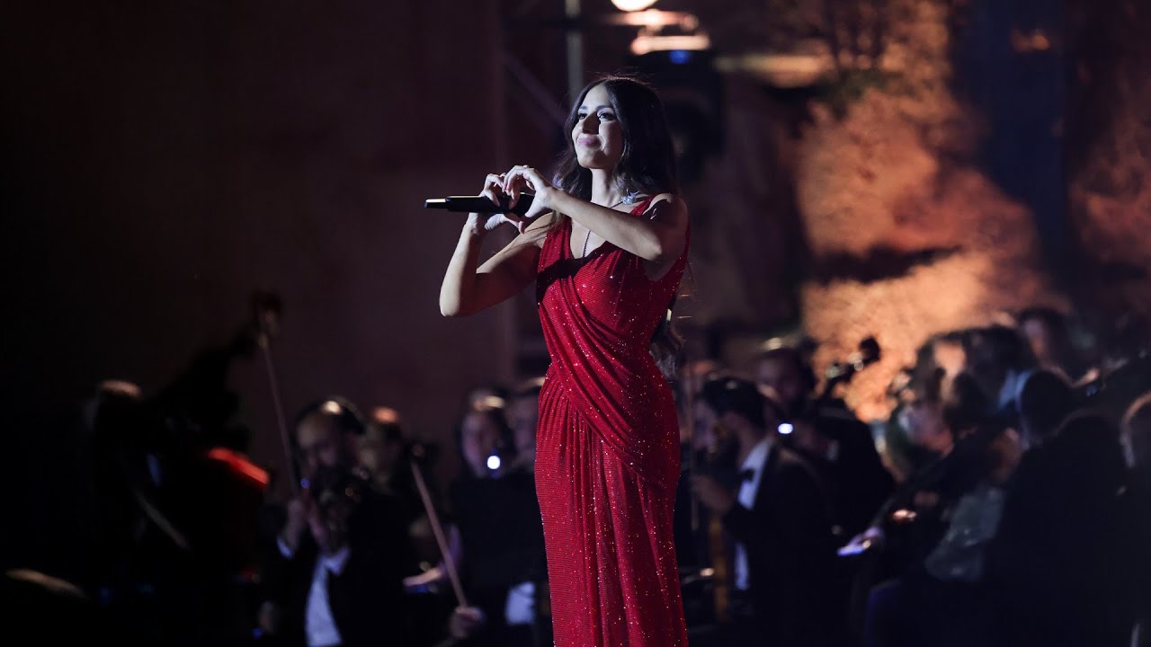 Hiba Tawaji - Min Elli Byekhtar (Live at Baalbeck International Festival)