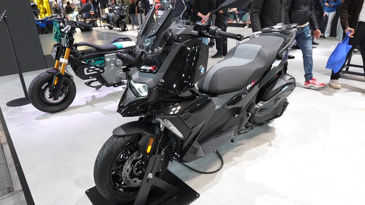 8.000€ BMW 2026 adventure scooter C400X at EICMA Italy