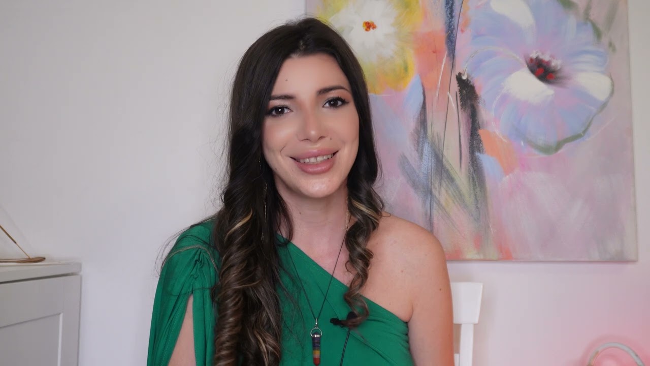 PRIMA FAZA DE MANIPULARE A UNUI NARCISIST SAU A UNEI NARCISISTE, PERIOADA DE MIERE (LOVE BOMBING)