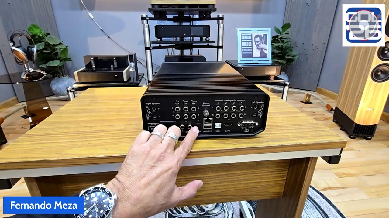 Unboxing Cyrus Amp 40