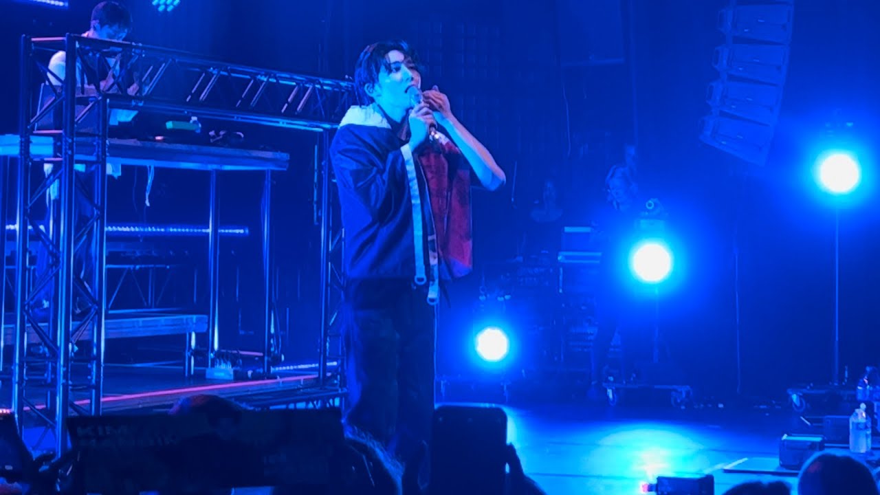 B.I (Hanbin) - Re-Birth (다음 생) - Love or Loved Tour Paris VIP 230923 [4K60 HDR]