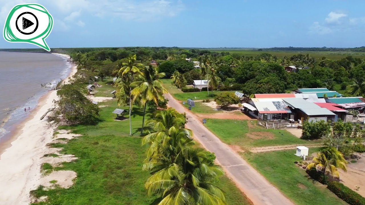 L’océan se rapproche dangereusement du village d’Awala-Yalimapo