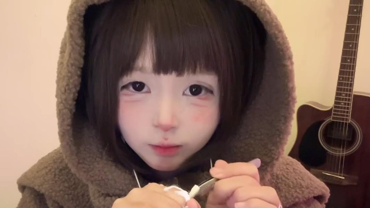 Soft Mic Stroking ASMR | Cute Girl Triggers Deep Relaxation