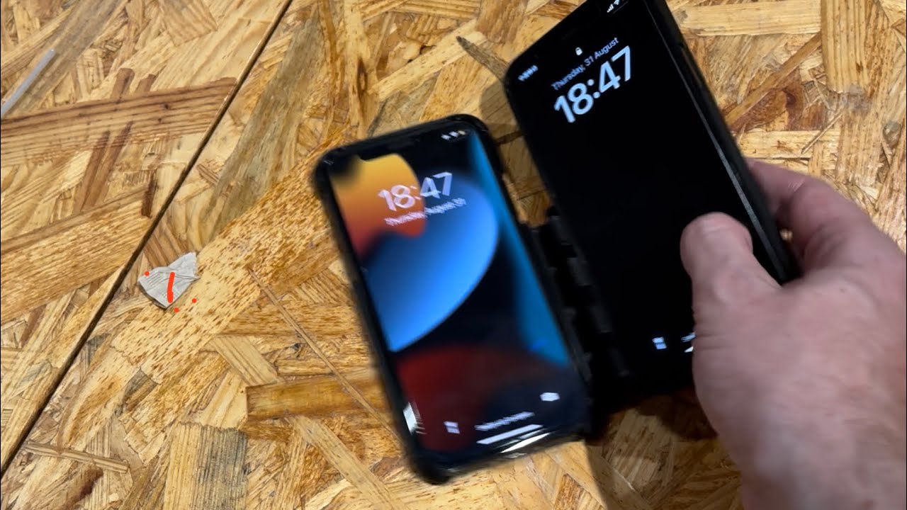 iFlip iPhone Dual Screen flip phone case for dual iPhones