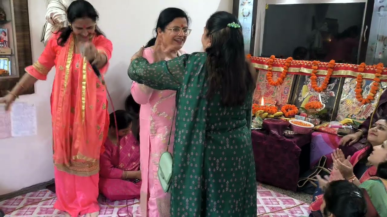 #navratrispecial🌹लिरिक्स नवरात्रों में मां को अपने घर बुलाऐ मैया मेरे घरआएगी कदे ना करे☎9992275674