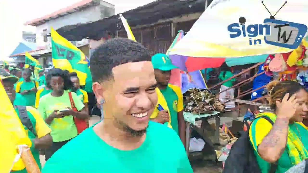 BEP op de markt van Albina propaganda aan het voeren 