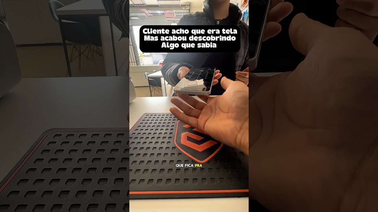 Uma surpresa quando foi pedir o or&ccedil;amento da troca da tela quebrada do Samsung a06  #trocadevidro