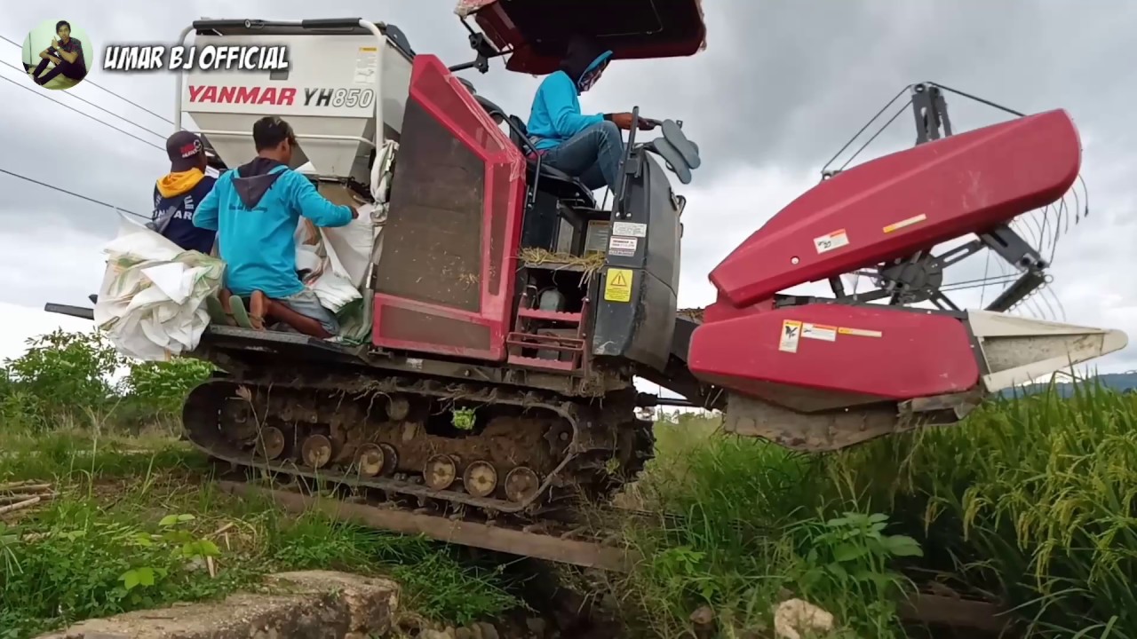 KUMPULAN MESIN PEMANEN PADI COMBINE YANMAR YH 850 MASUK SAWAH & KELUAR LAHAN (Eps.26) VLOG UMAR 2020