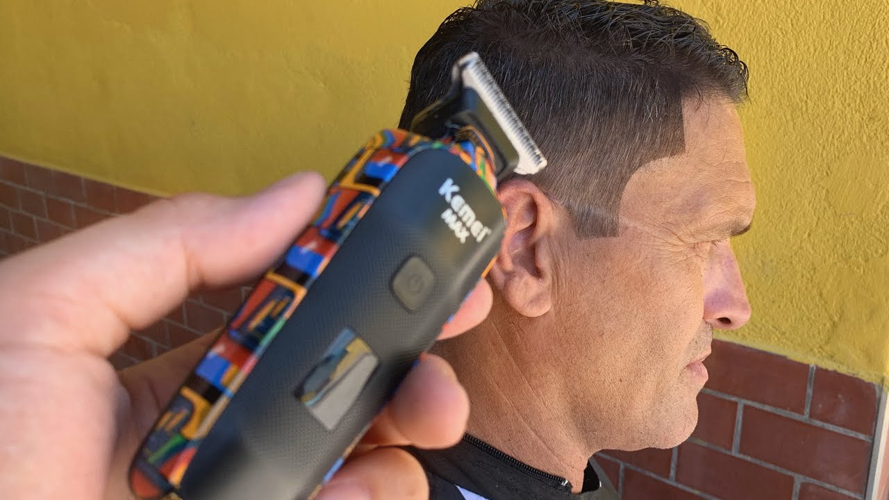 TESTE DA MÁQUINA KEMEI KM MAXX 5090 ( será que vale a pena )