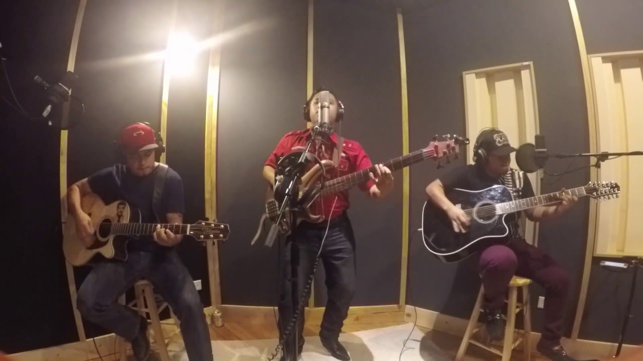 LOS CHISMES ( EN VIVO ) LA PLAGA DE LA SIERRA HD